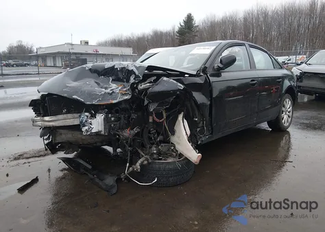 2013 Audi A4 2.0T Premium z USA, uszkodzony, nr VIN WAUDFAFL1DN038110